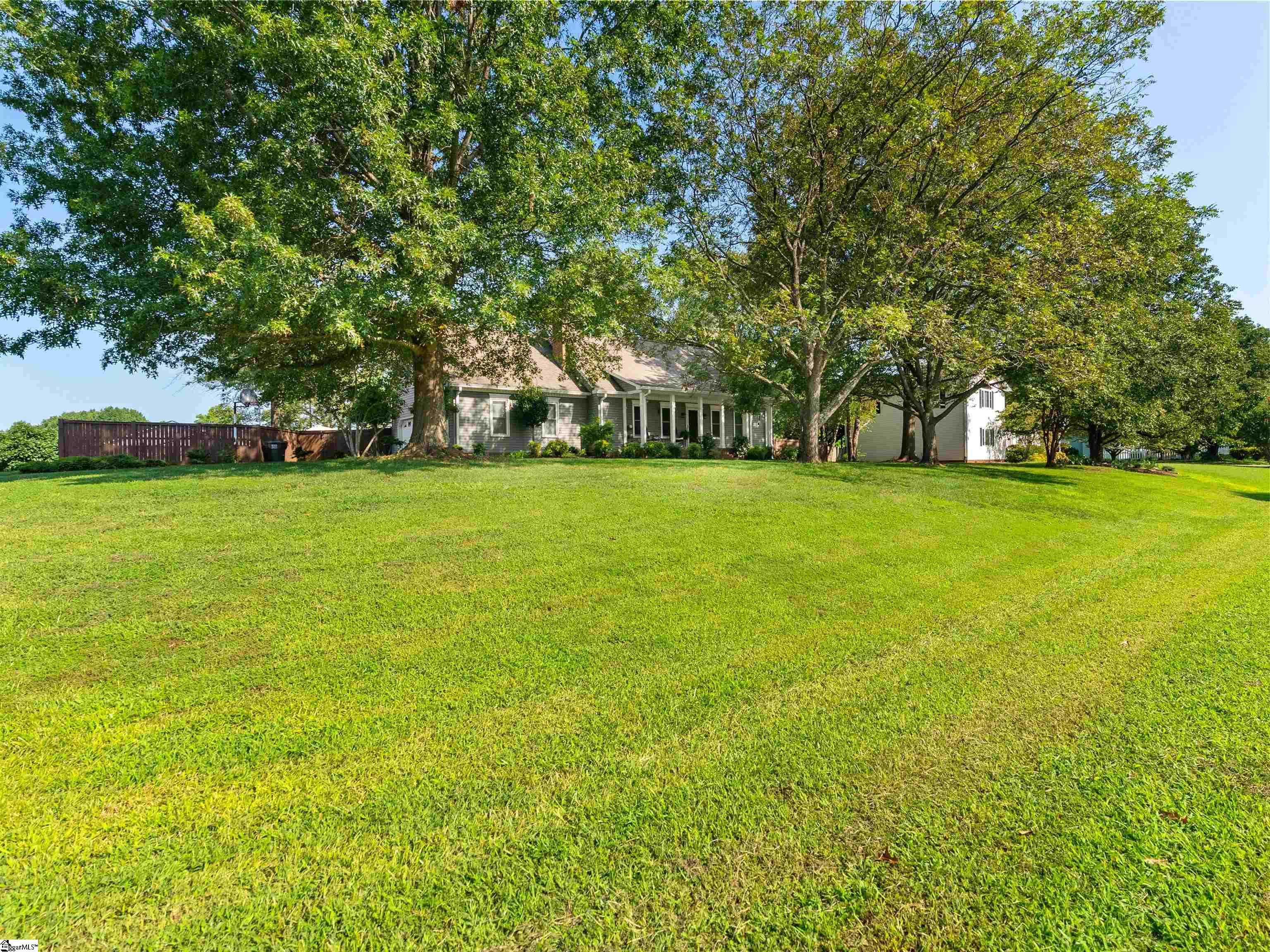 14 Rosemont Drive Taylors, SC 29687