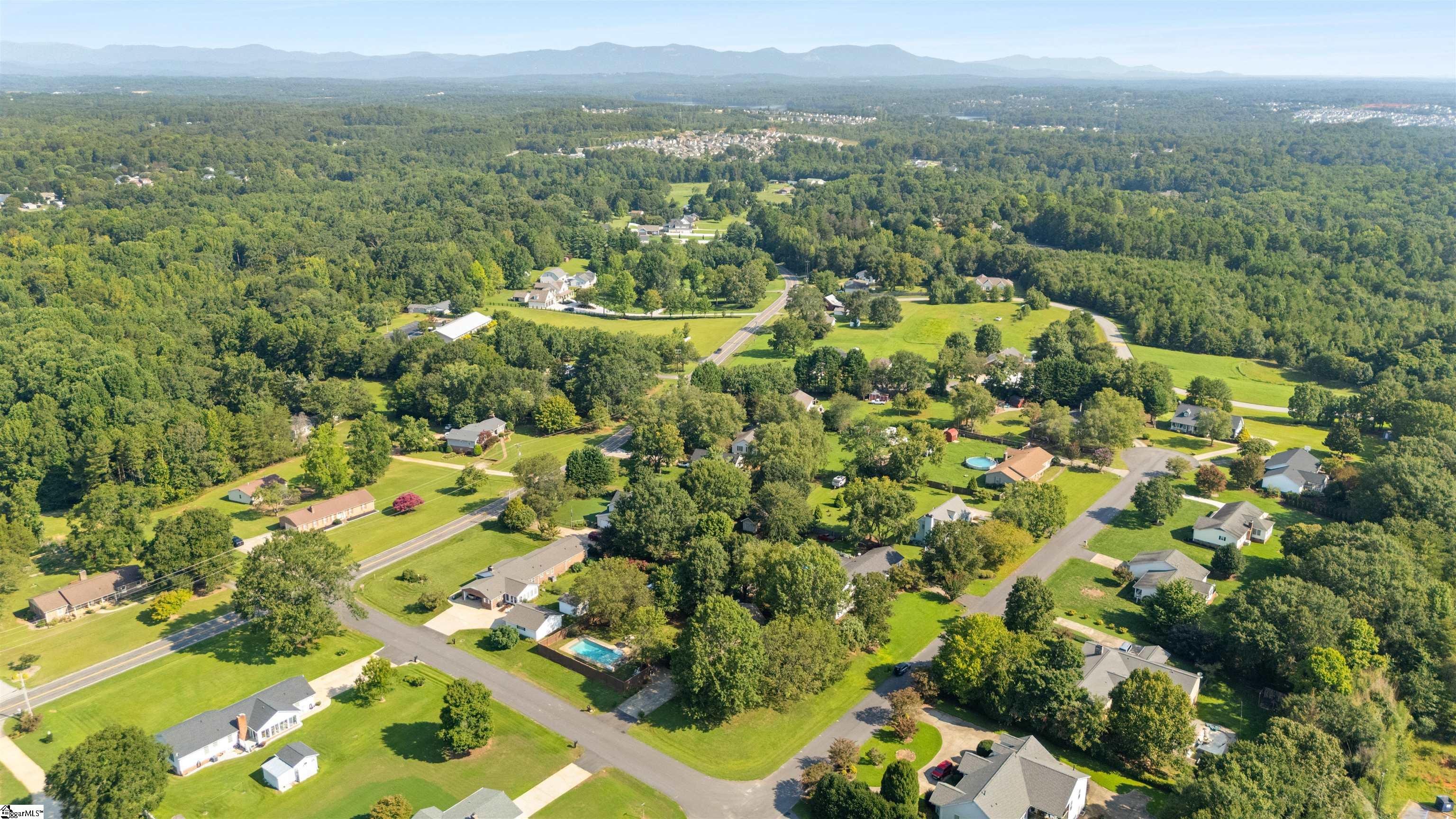 14 Rosemont Drive Taylors, SC 29687