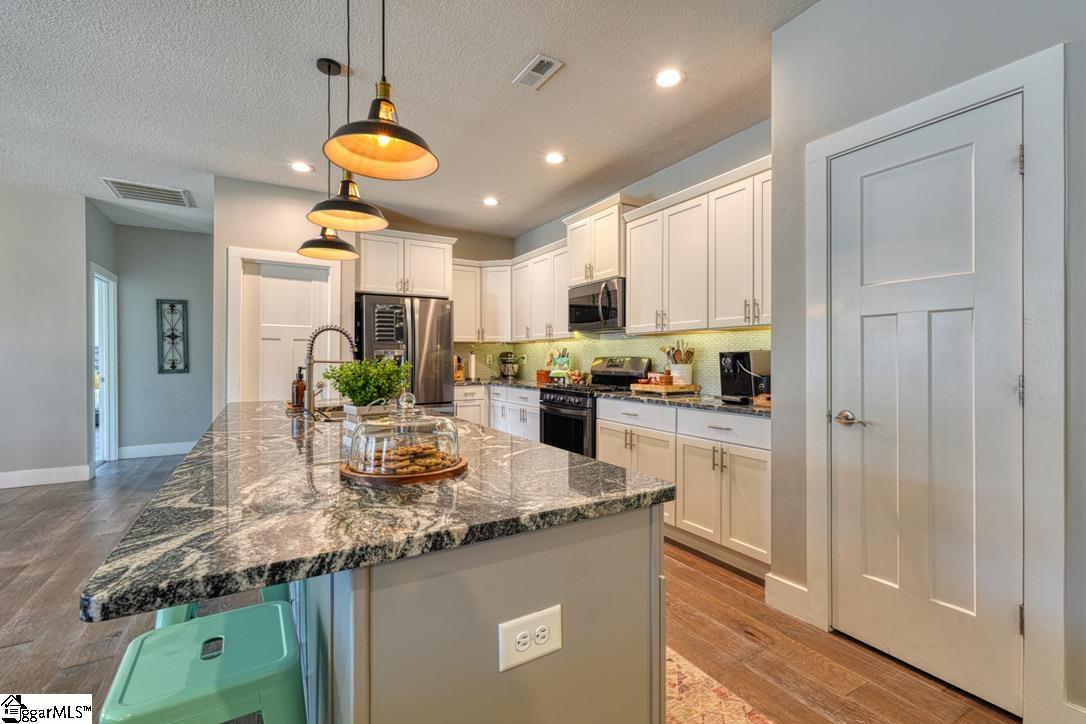 2007 Edwards Lake Road Greer, SC 29651