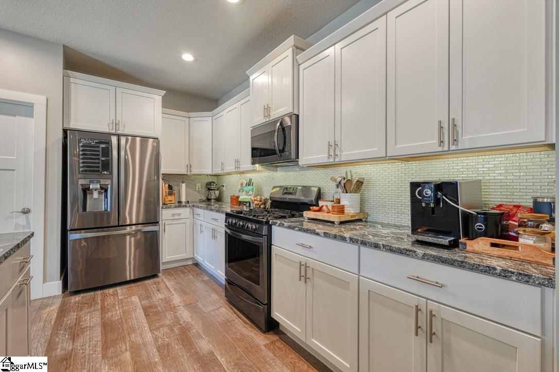 2007 Edwards Lake Road Greer, SC 29651