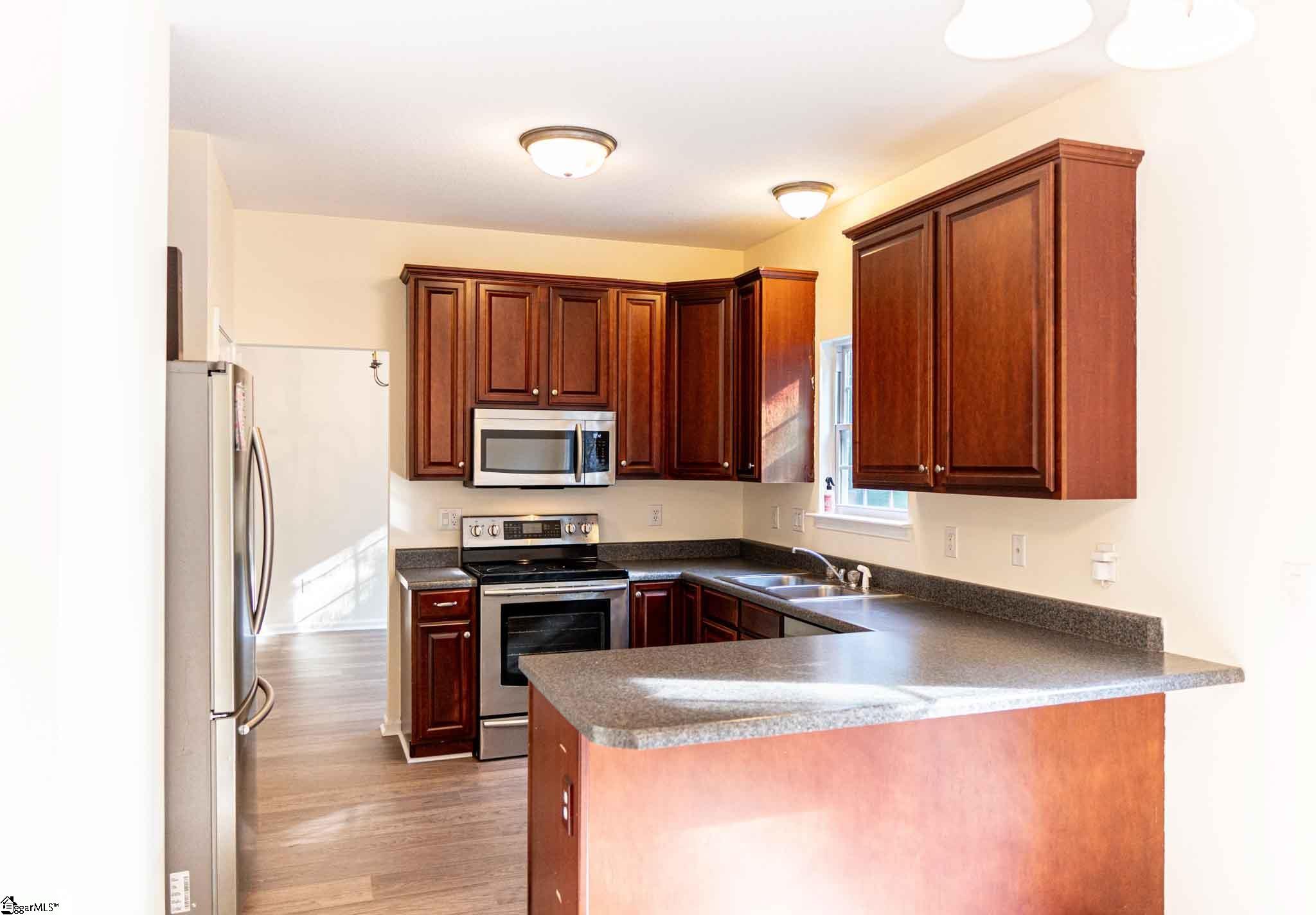 8 Gentian Court Taylors, SC 29687
