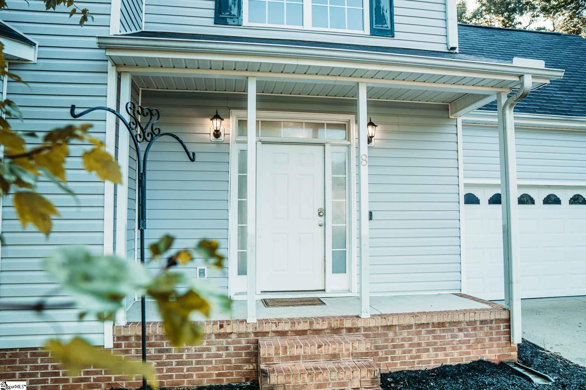 8 Gentian Court Taylors, SC 29687