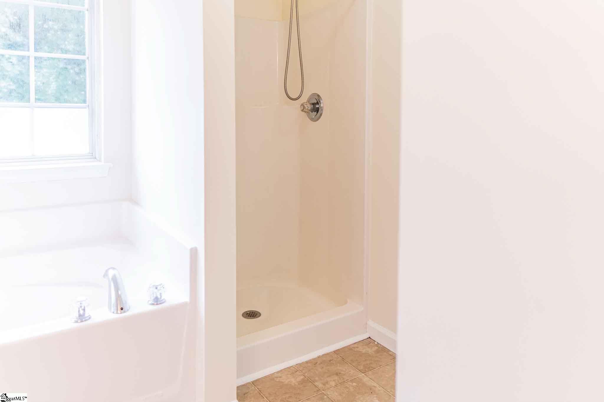 8 Gentian Court Taylors, SC 29687