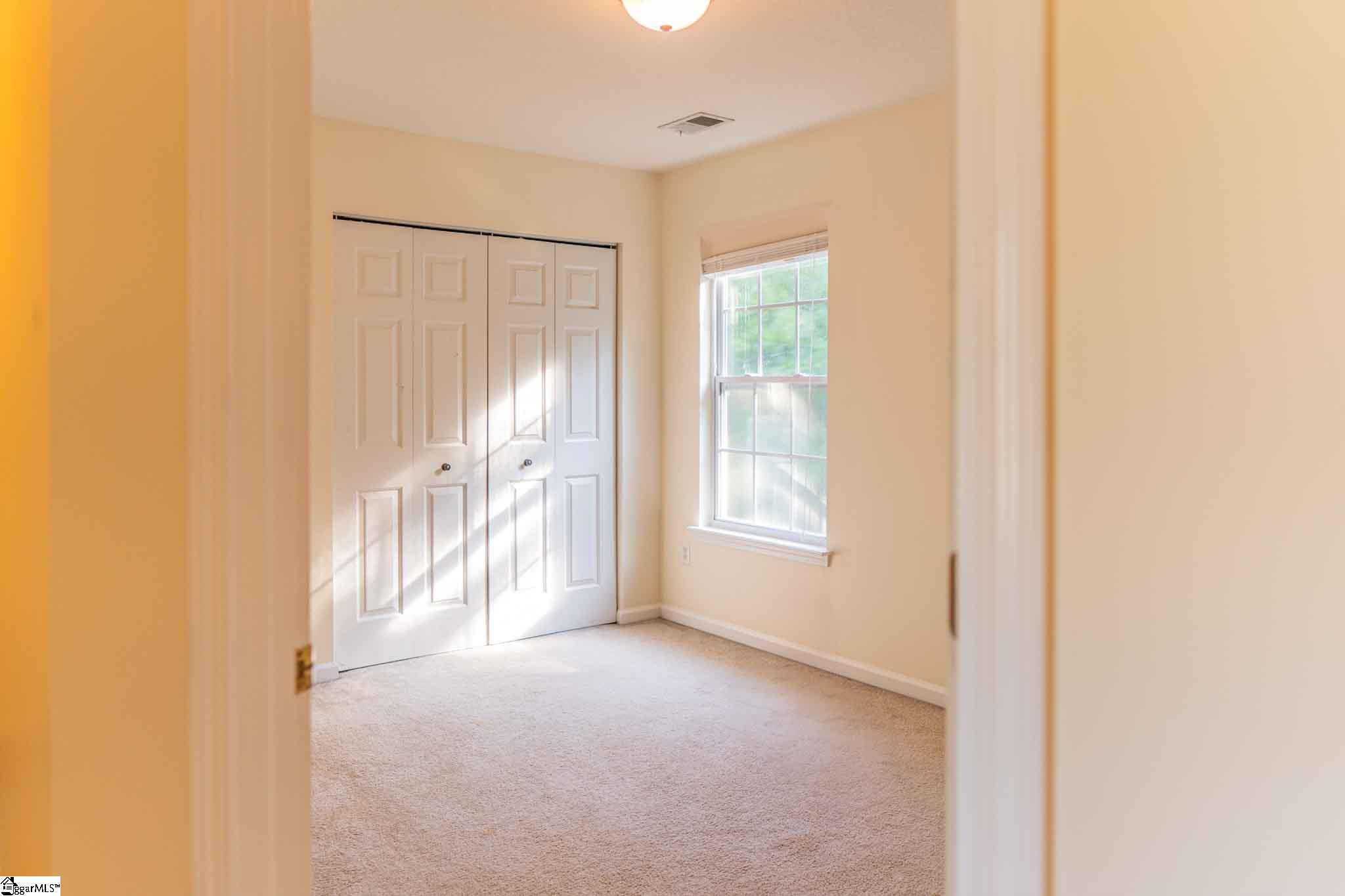 8 Gentian Court Taylors, SC 29687