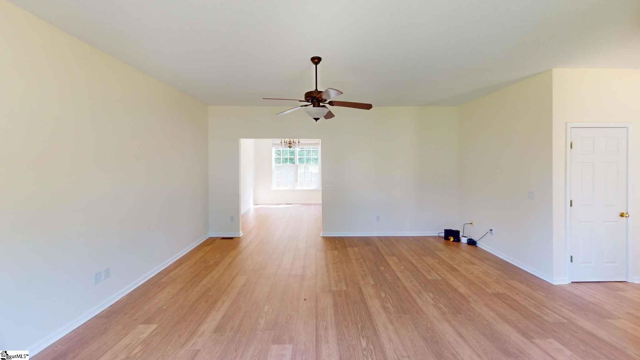 8 Gentian Court Taylors, SC 29687