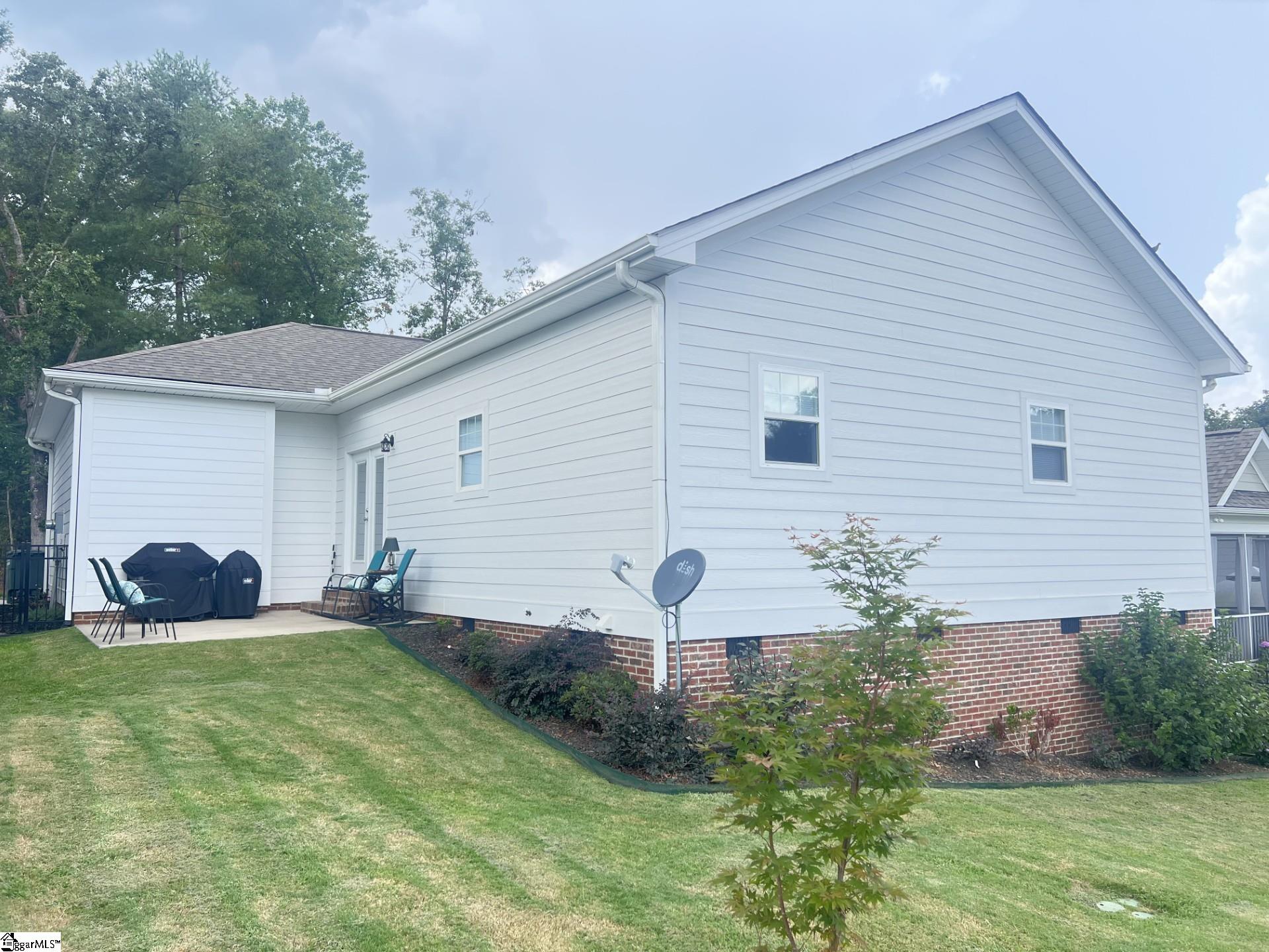 153 Pendleton Street Pickens, SC 29671