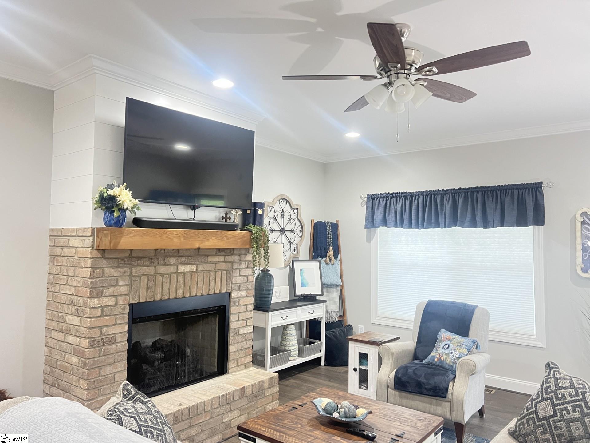 153 Pendleton Street Pickens, SC 29671