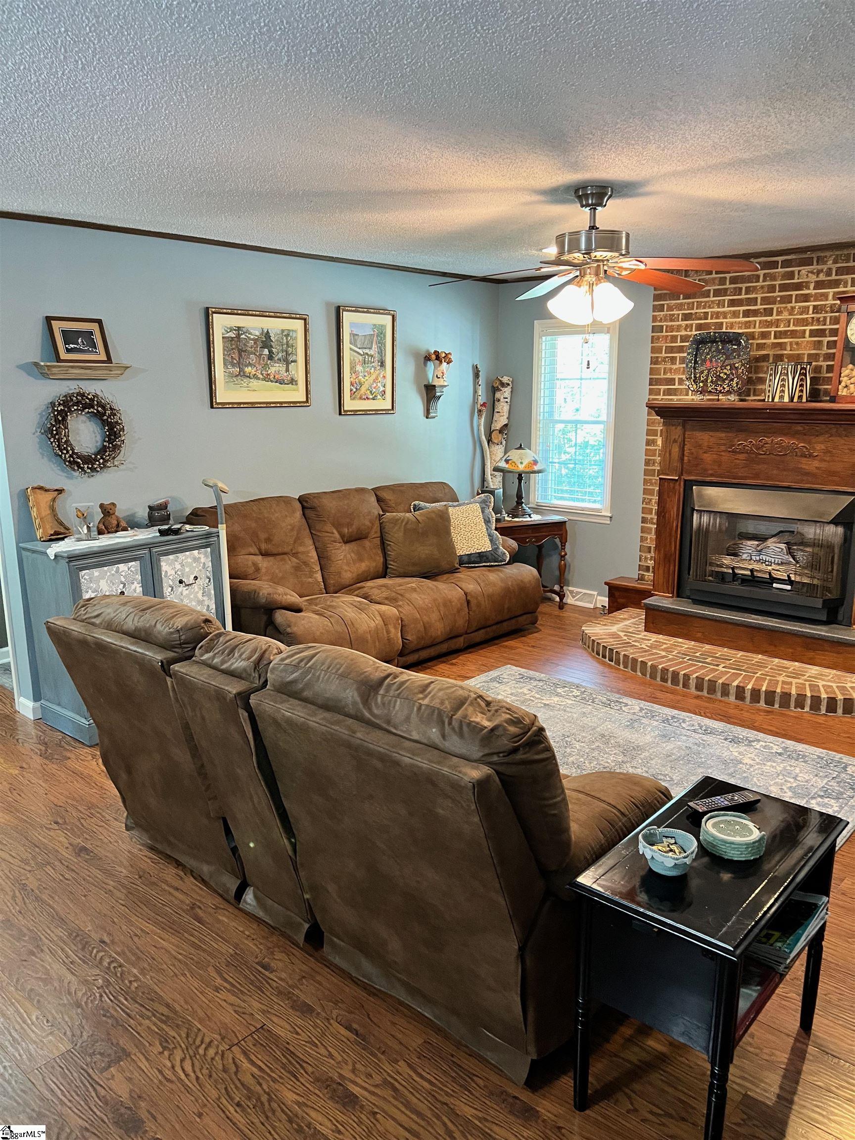 121 Spring Valley Road Pickens, SC 29671