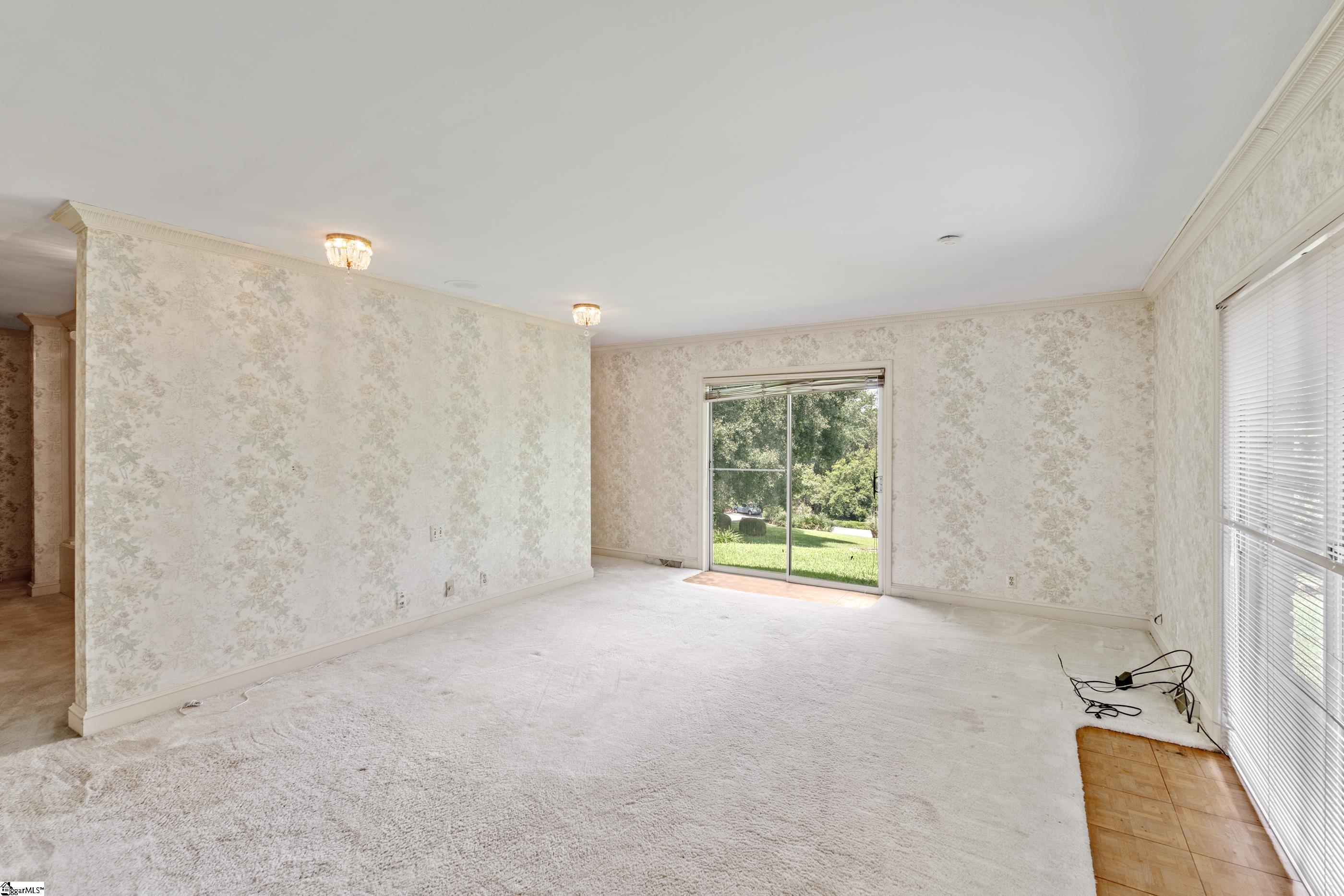 16 Darien Way Greenville, SC 29615
