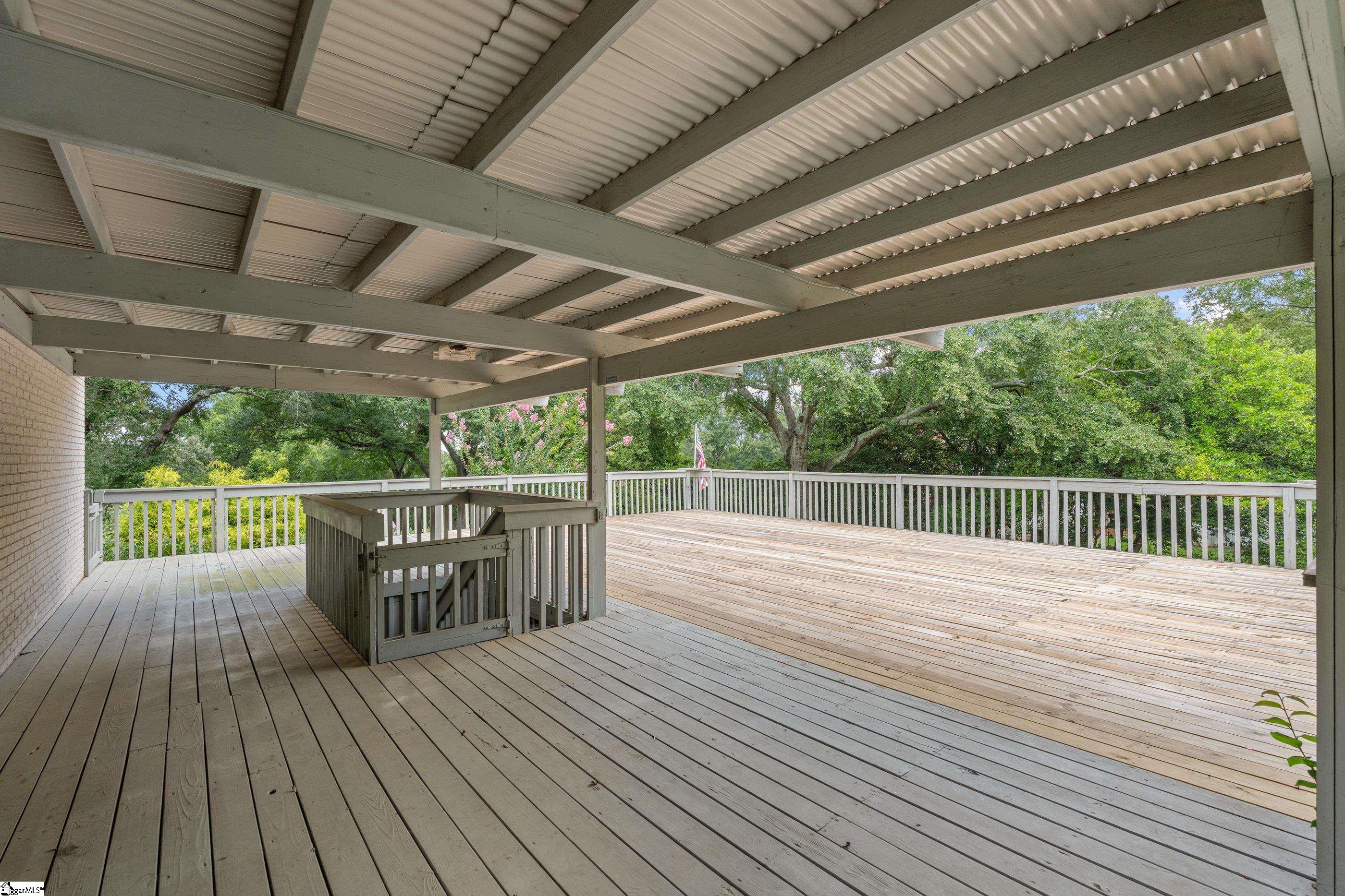 16 Darien Way Greenville, SC 29615