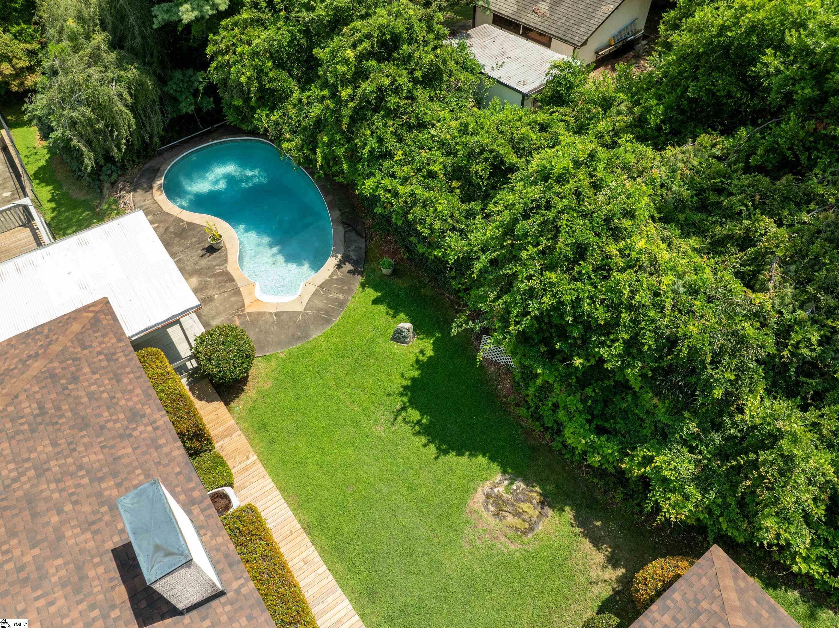 16 Darien Way Greenville, SC 29615
