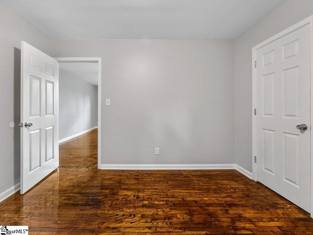 216 Woodview Avenue Spartanburg, SC 29306