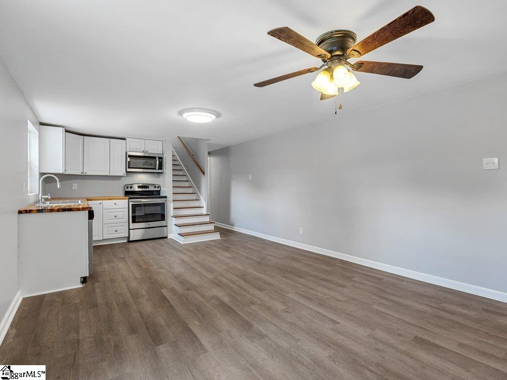 216 Woodview Avenue Spartanburg, SC 29306