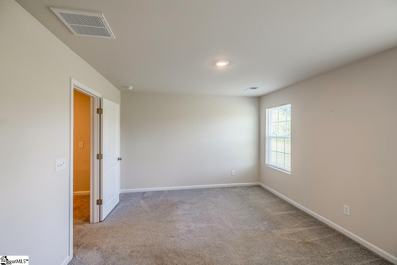 929 Powder Creek Drive Reidville, SC 29375