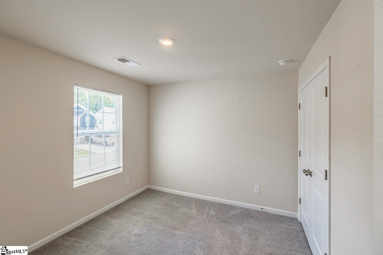 929 Powder Creek Drive Reidville, SC 29375