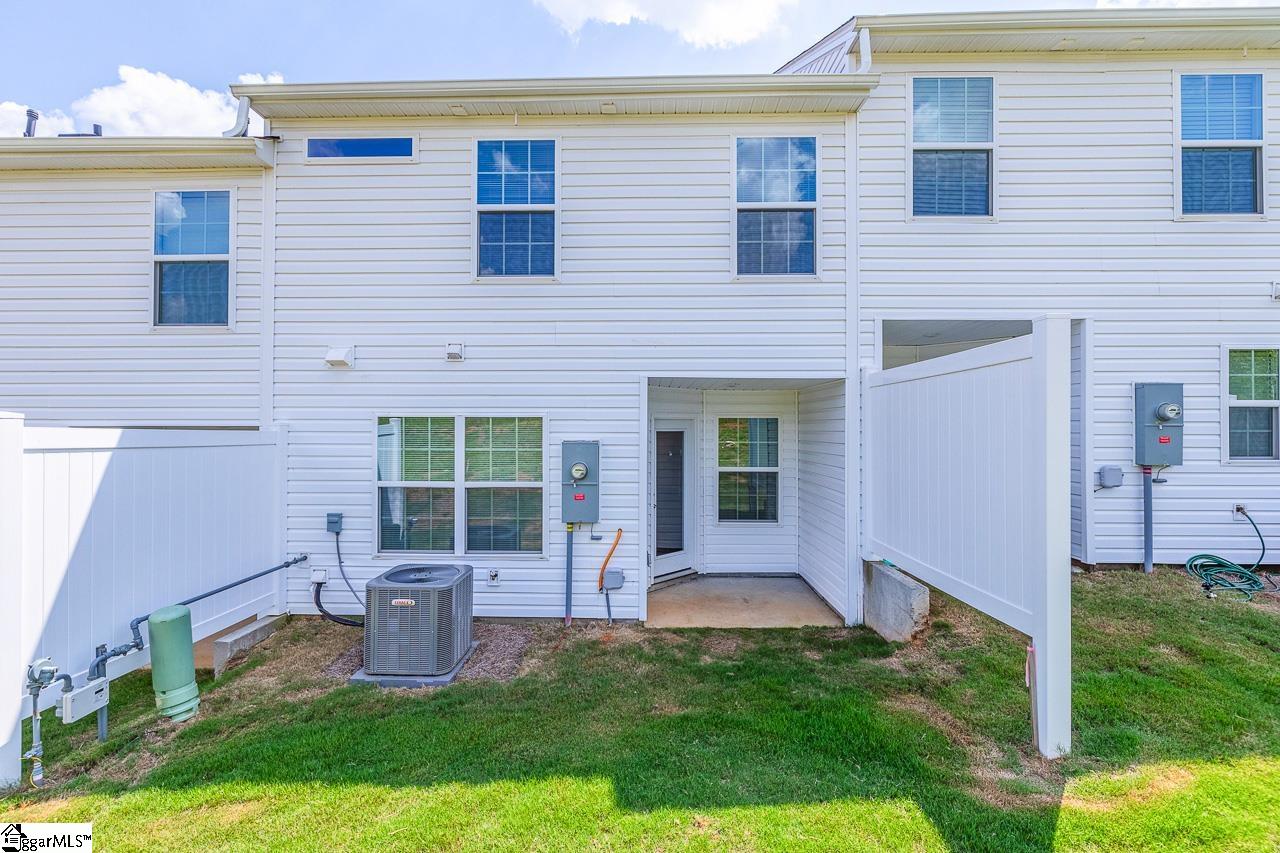 929 Powder Creek Drive Reidville, SC 29375