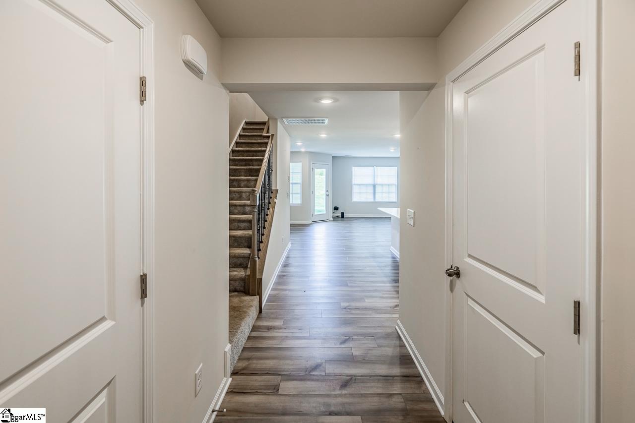 929 Powder Creek Drive Reidville, SC 29375
