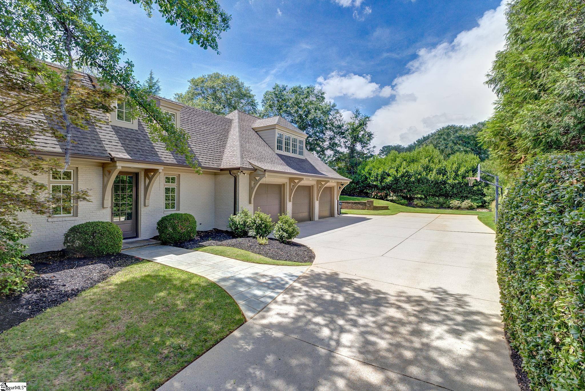 111 Antigua Way Greer, SC 29650