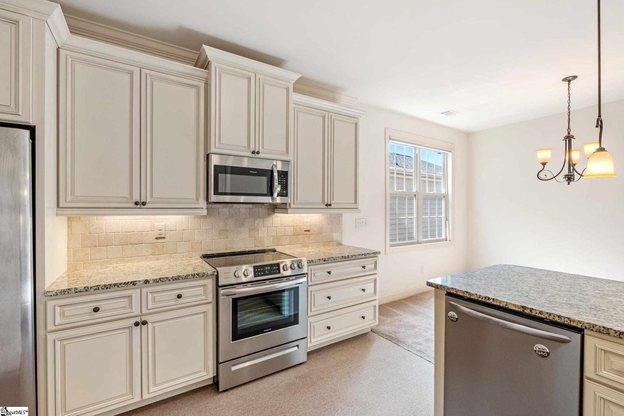 19 Cloverfield Drive Simpsonville, SC 29680-7697
