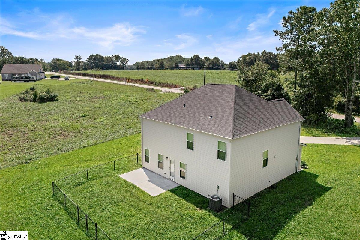 536 Grassy Pond Road Gaffney, SC 29341