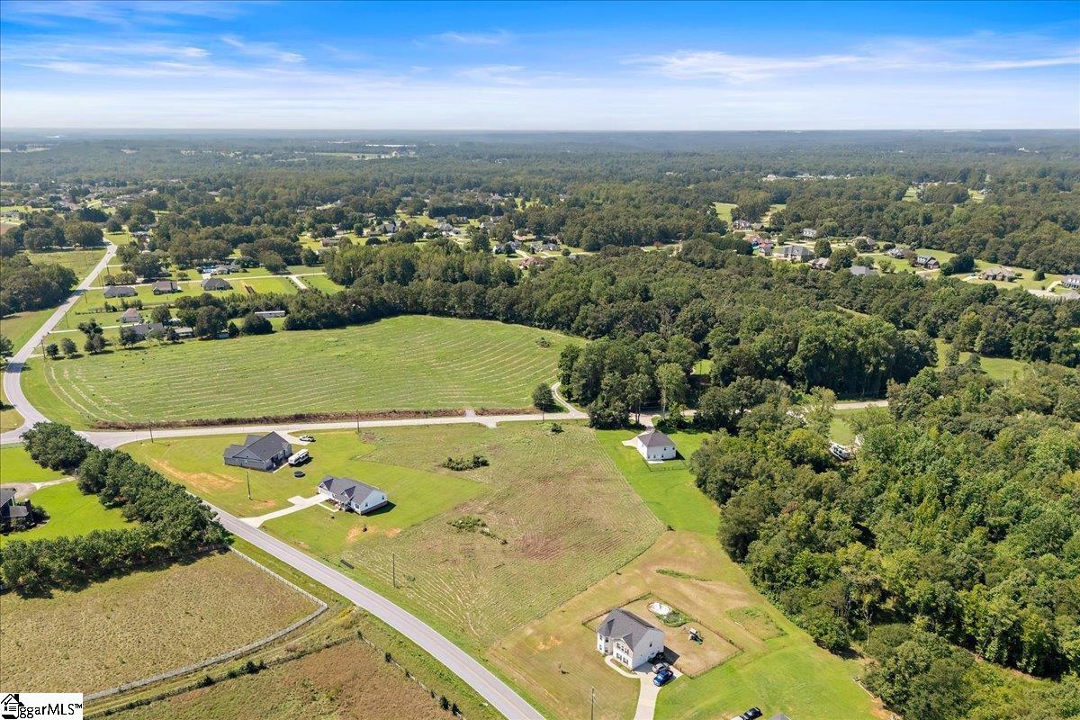 536 Grassy Pond Road Gaffney, SC 29341