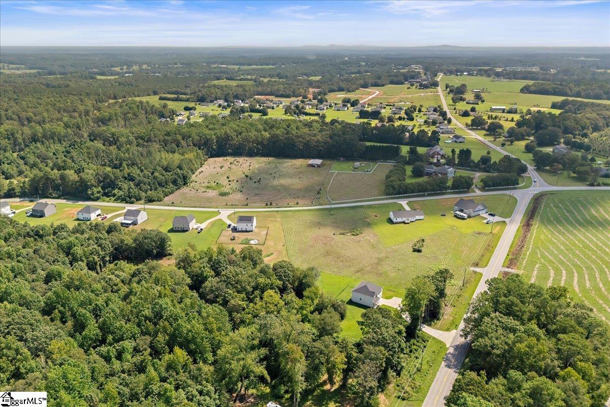 536 Grassy Pond Road Gaffney, SC 29341