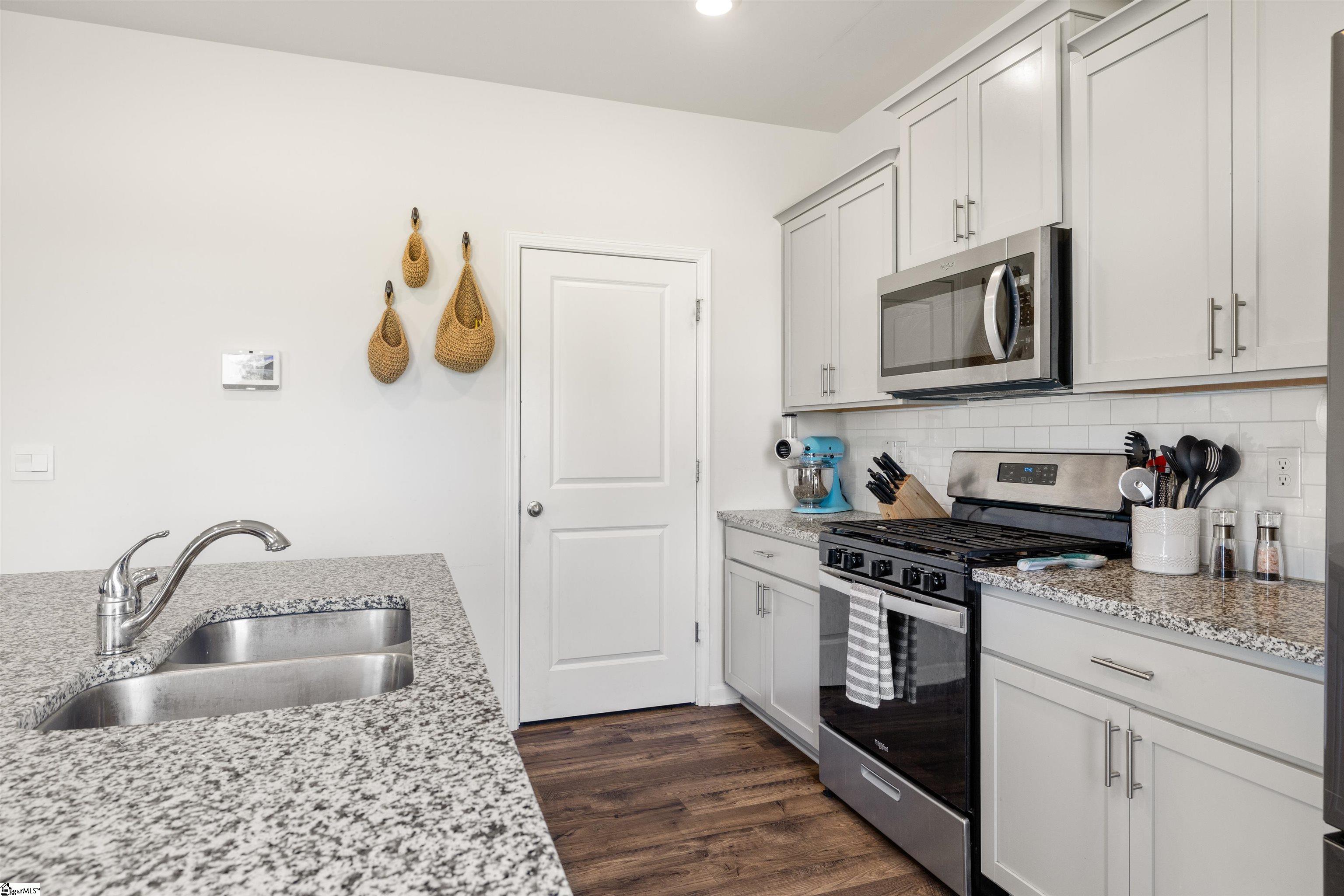 28 Oak Edge Lane Greer, SC 29651