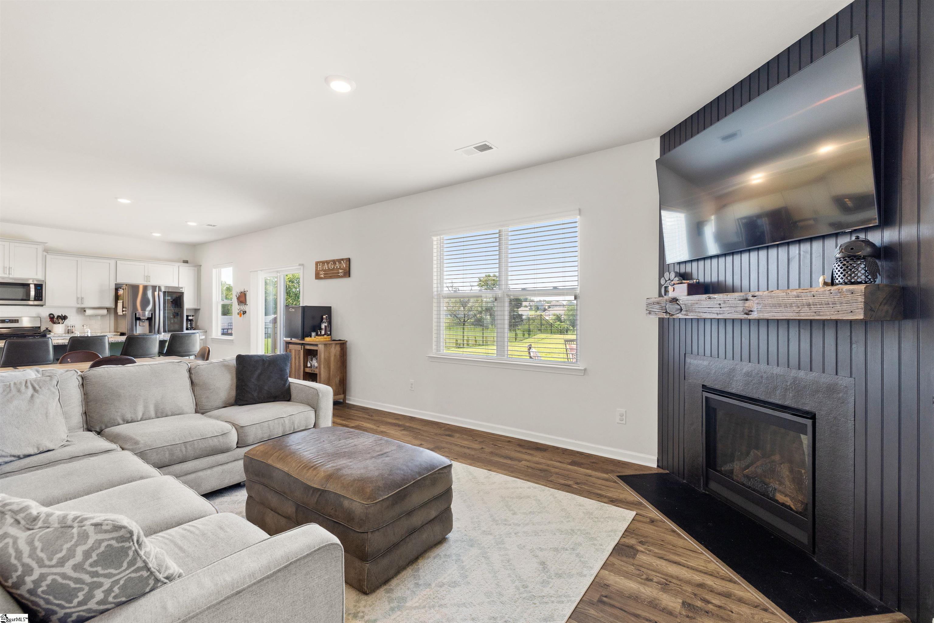 28 Oak Edge Lane Greer, SC 29651