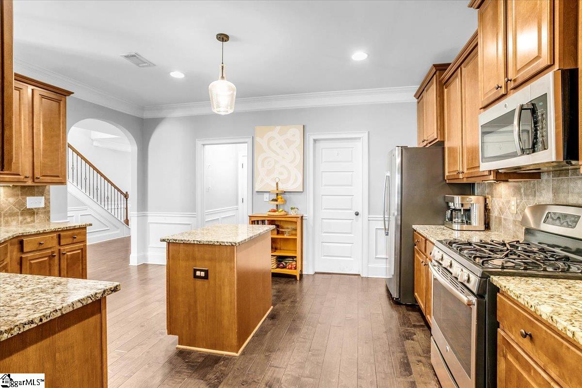 15 River Valley Lane Greenville, SC 29605