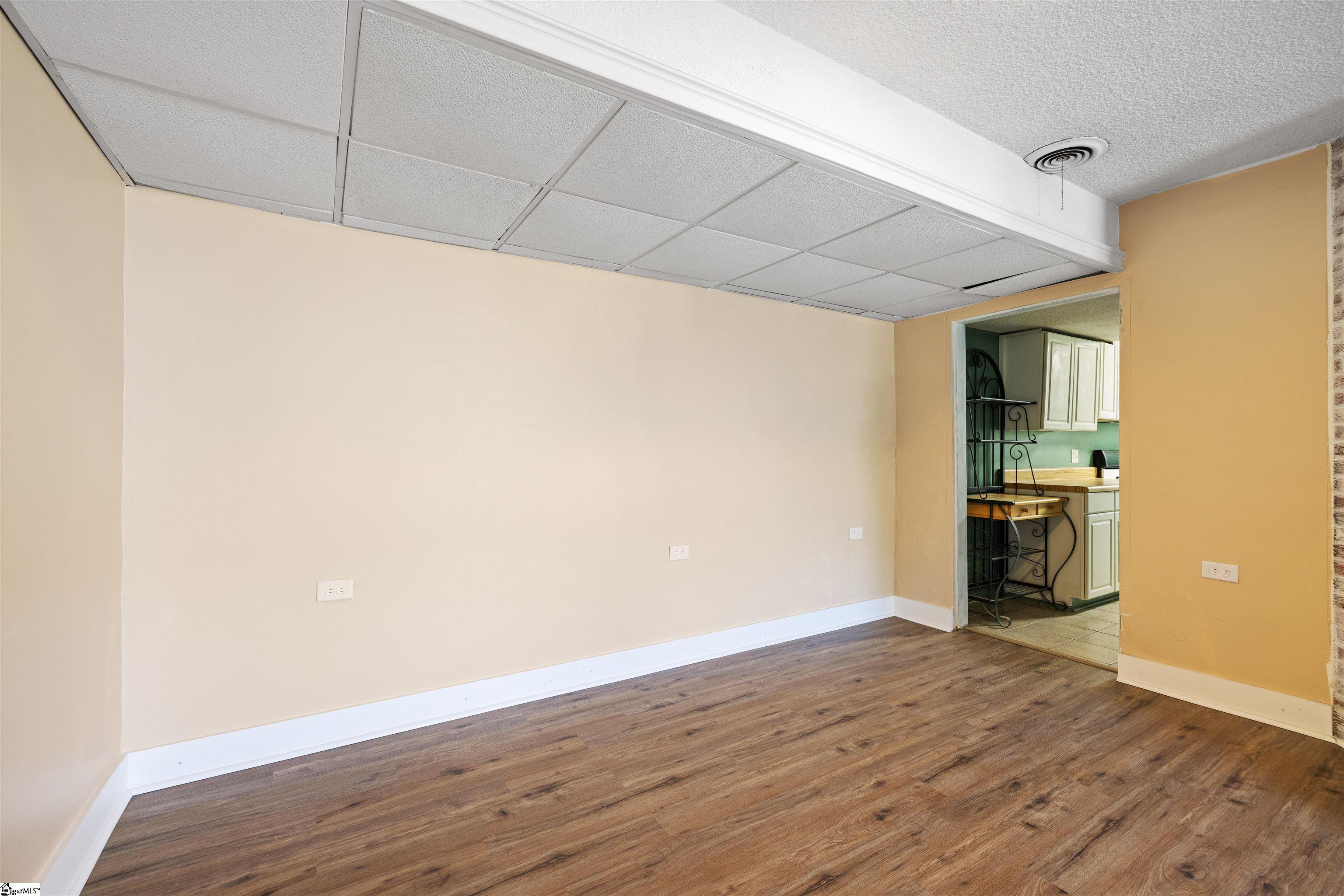 108 W Mauldin Street Walhalla, SC 29691