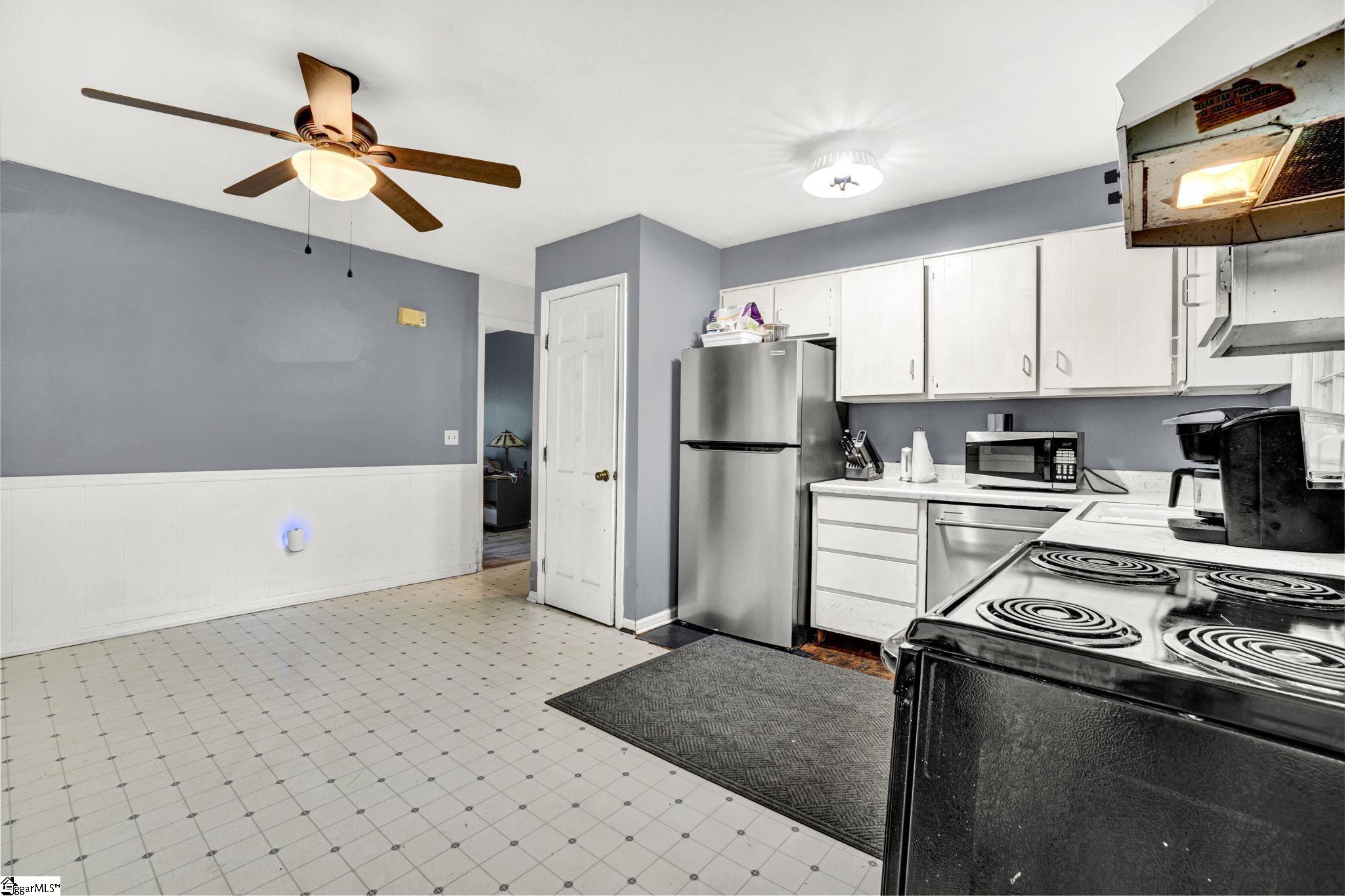 12 Twelve Oaks Terrace Greenville, SC 29615