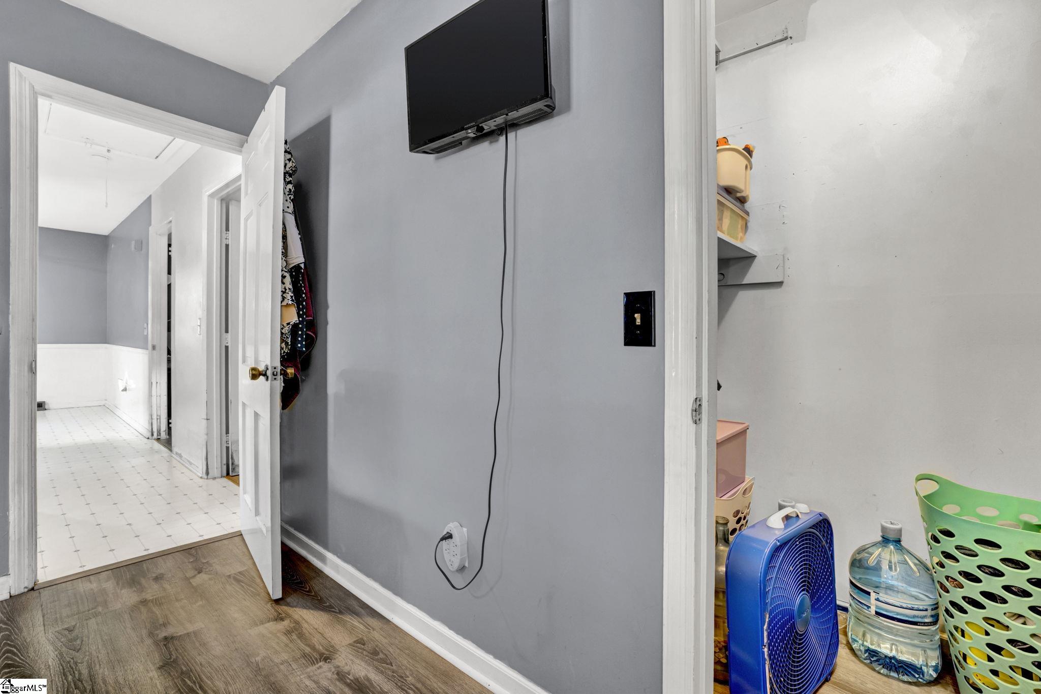 12 Twelve Oaks Terrace Greenville, SC 29615