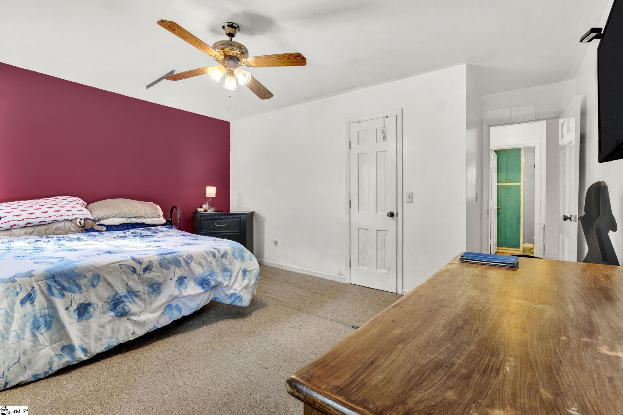 12 Twelve Oaks Terrace Greenville, SC 29615