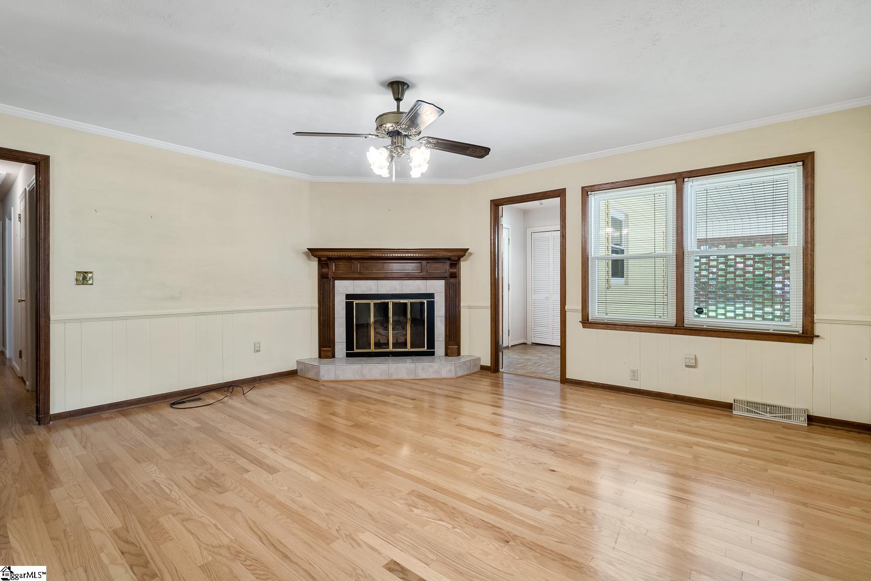 114 Woodcliff Court Simpsonville, SC 29681
