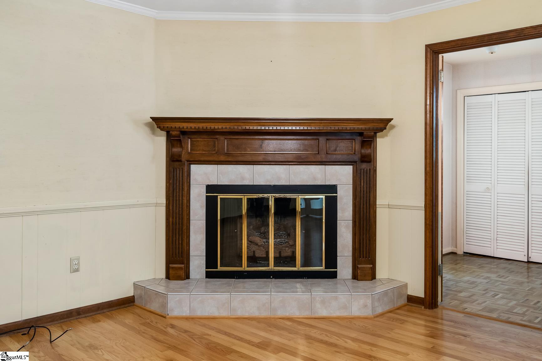 114 Woodcliff Court Simpsonville, SC 29681