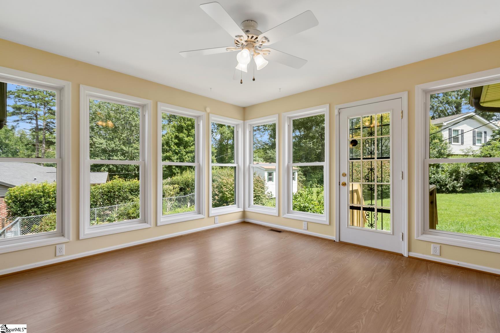 114 Woodcliff Court Simpsonville, SC 29681
