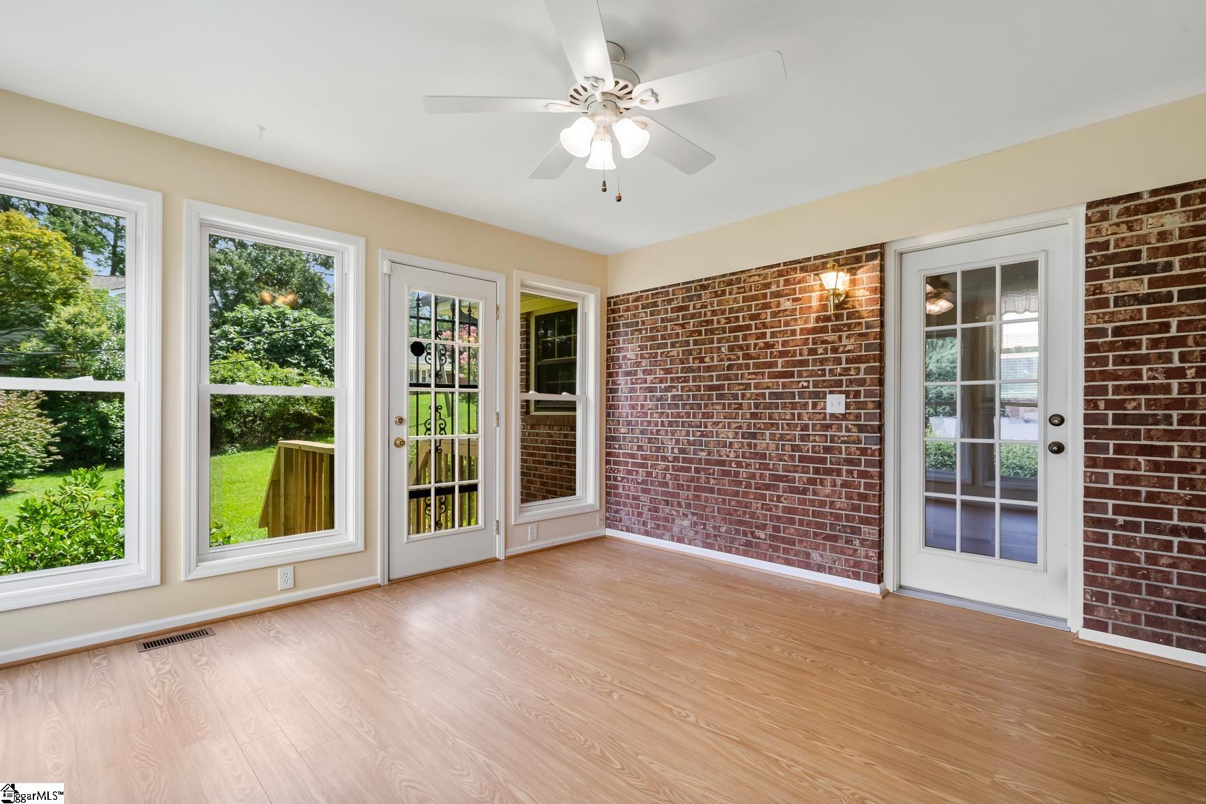114 Woodcliff Court Simpsonville, SC 29681