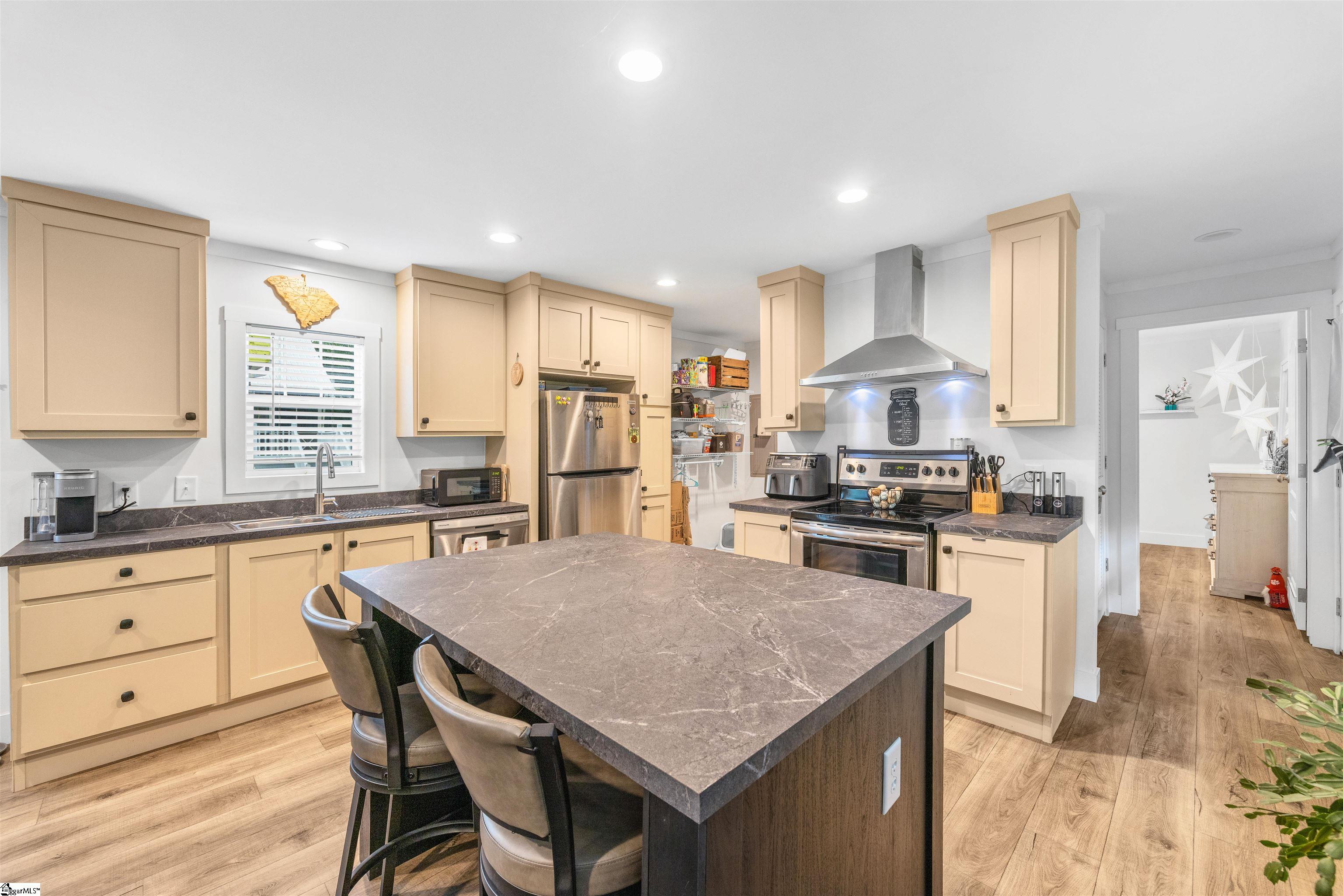 34 Lake Front Circle Lyman, SC 29365