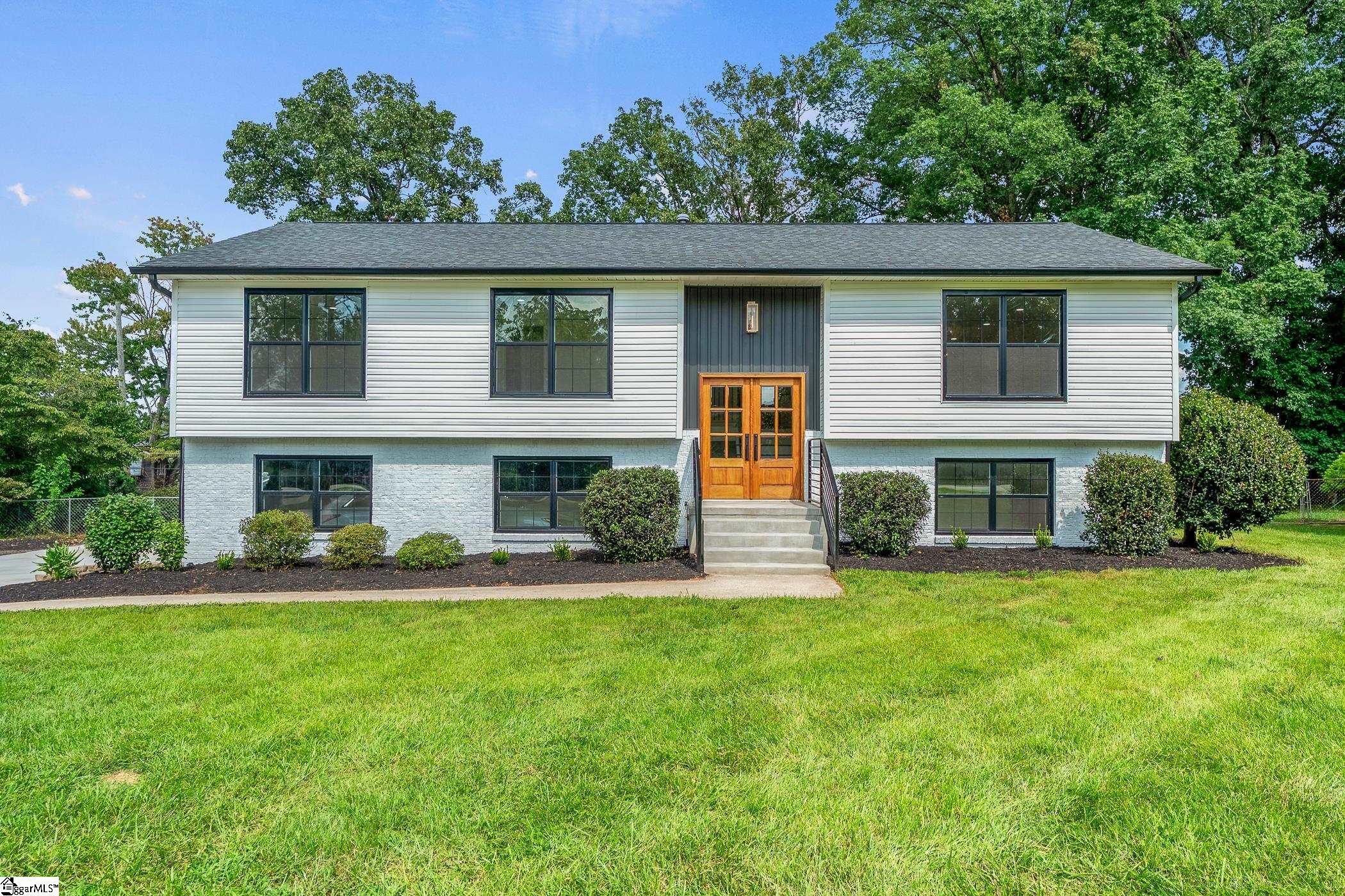 5 S Del Norte Road Greenville, SC 29615