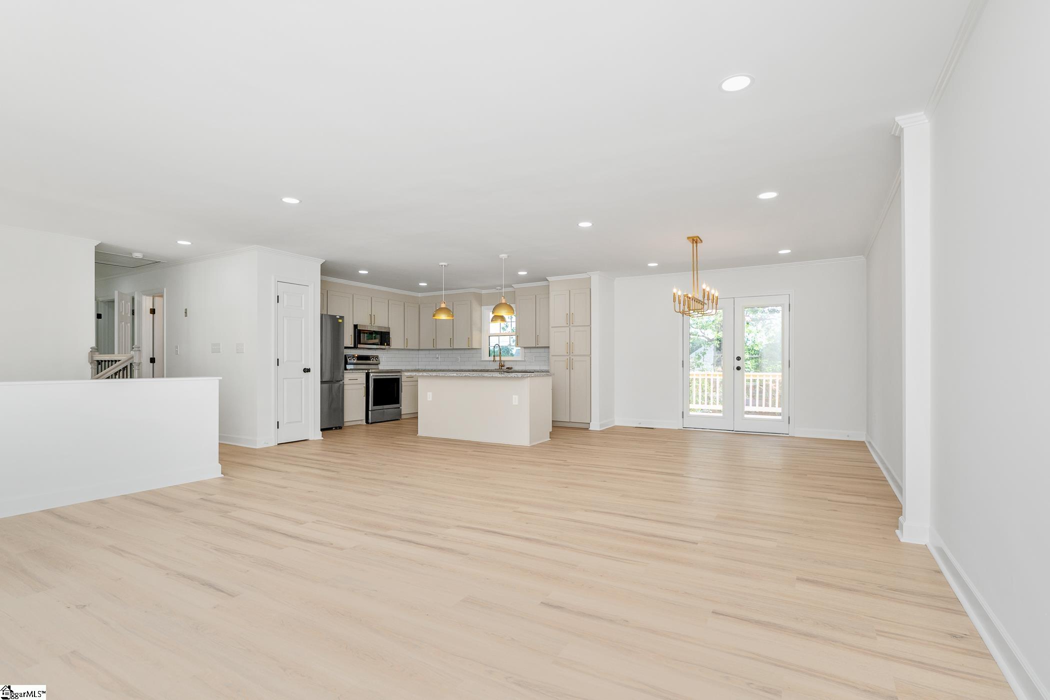 5 S Del Norte Road Greenville, SC 29615