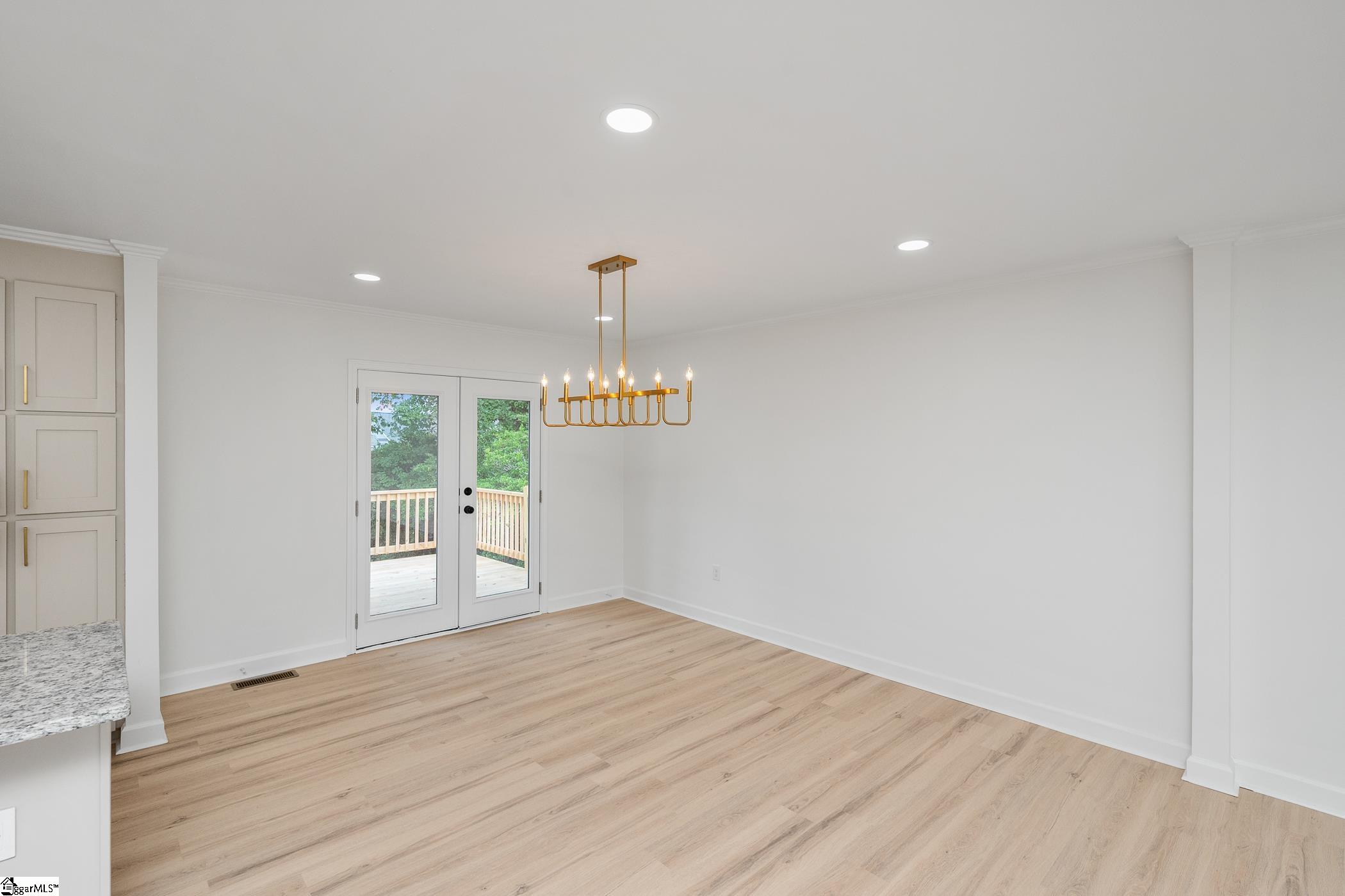 5 S Del Norte Road Greenville, SC 29615