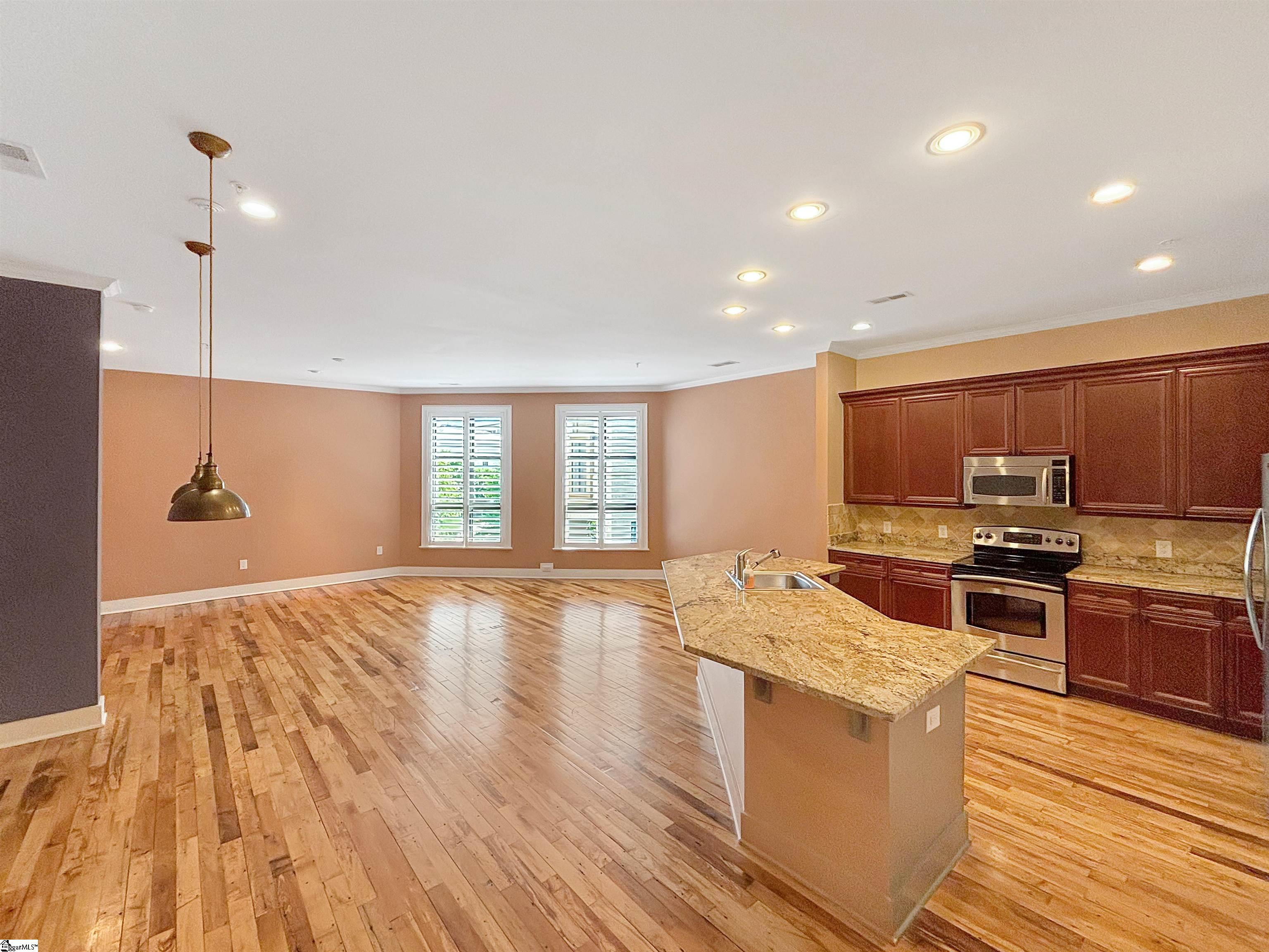 101 W Court Street UNIT Unit 316 Greenville, SC 29601