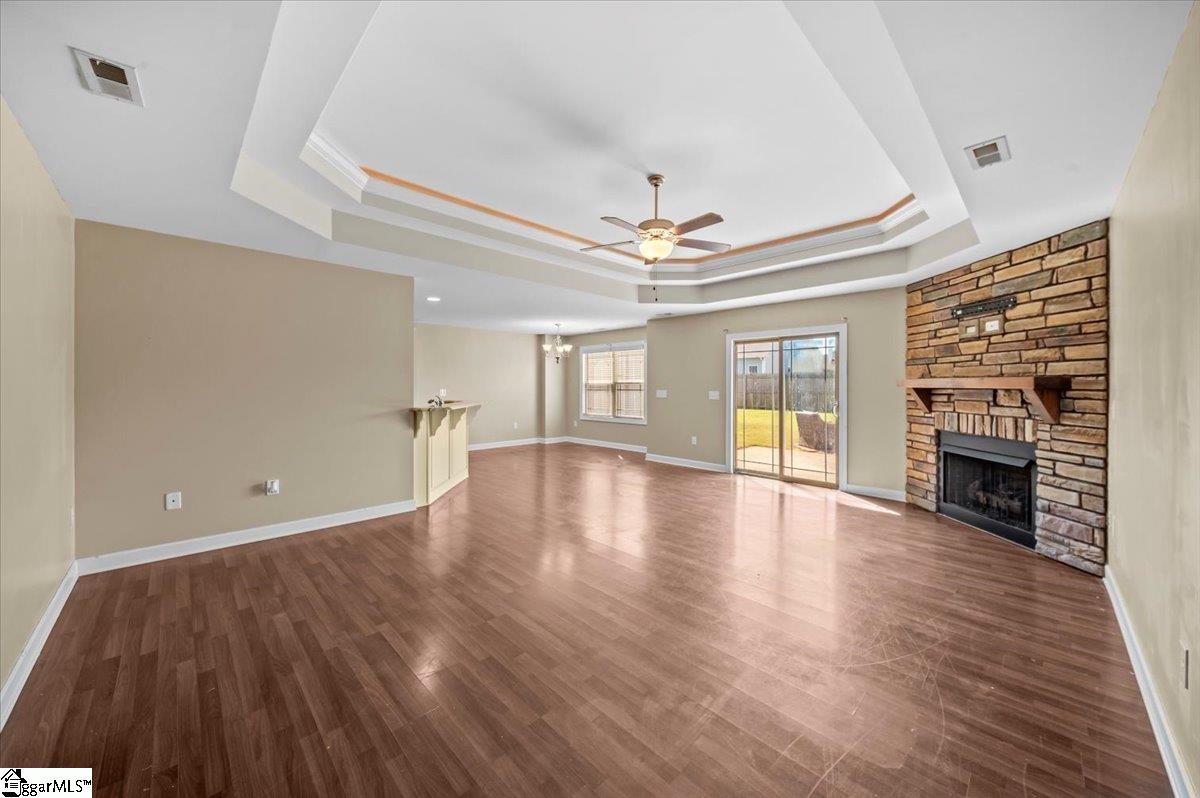 706 Lamberts Way Boiling Springs, SC 29316