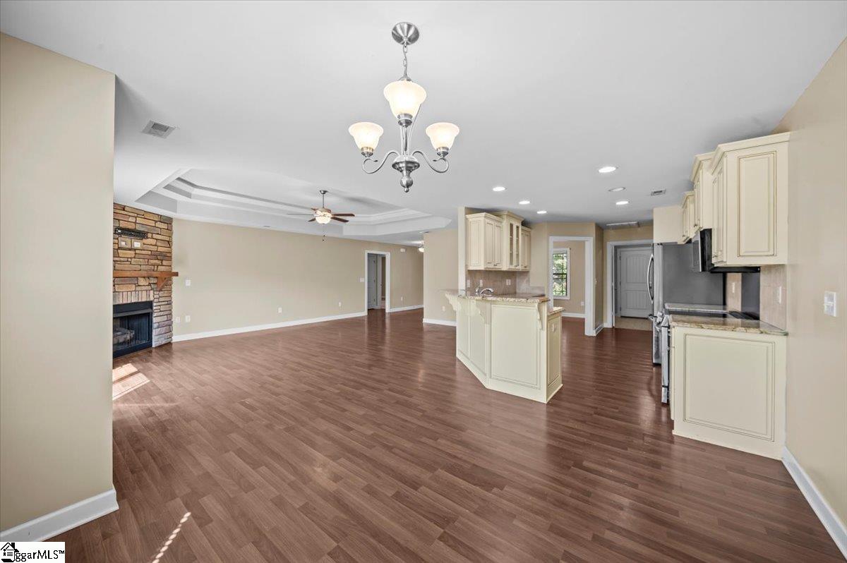 706 Lamberts Way Boiling Springs, SC 29316