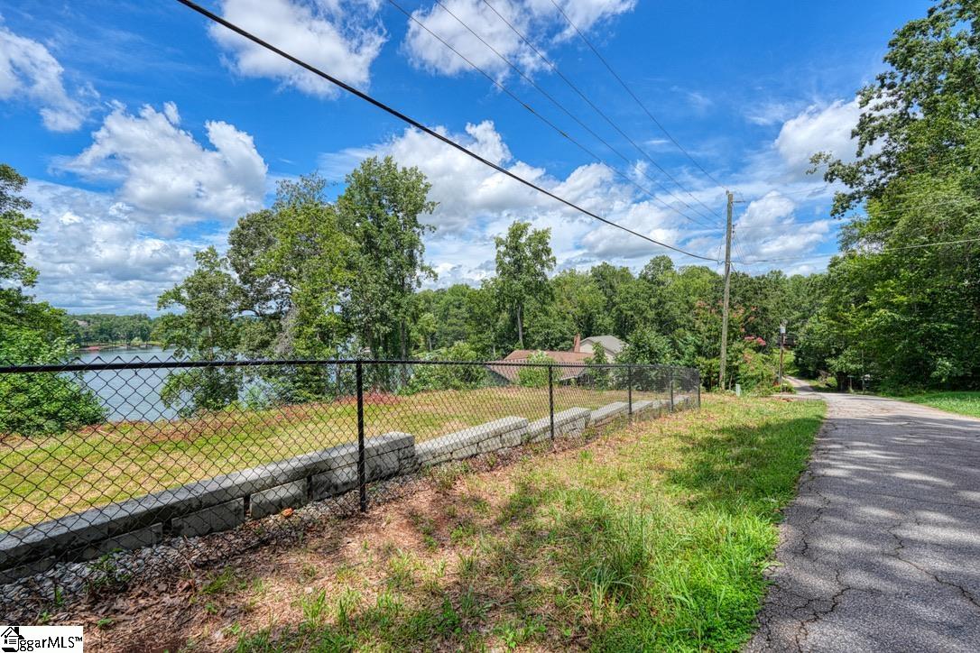 65 Fox Road Lyman, SC 29365