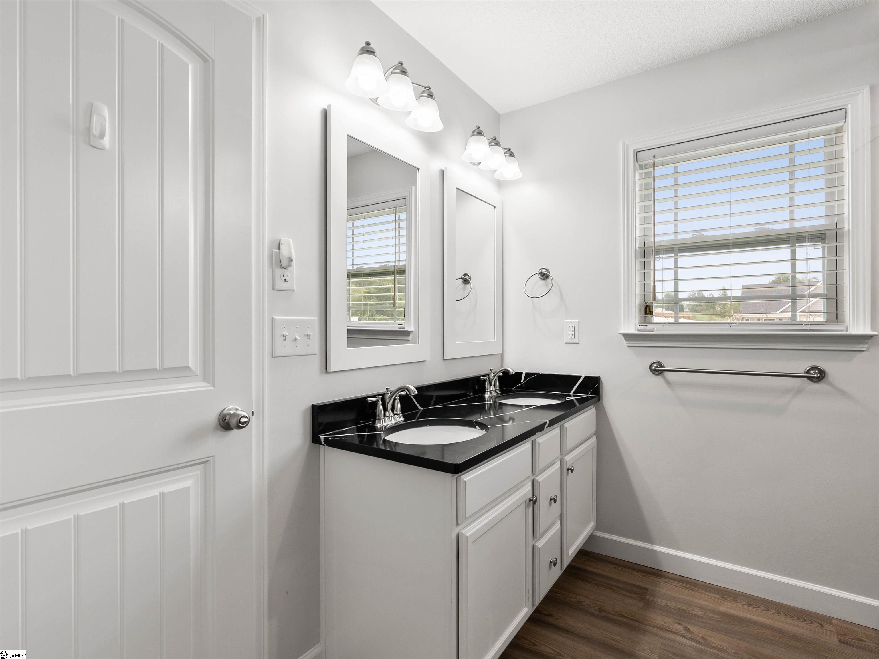 333 Dogwood Trail Campobello, SC 29322
