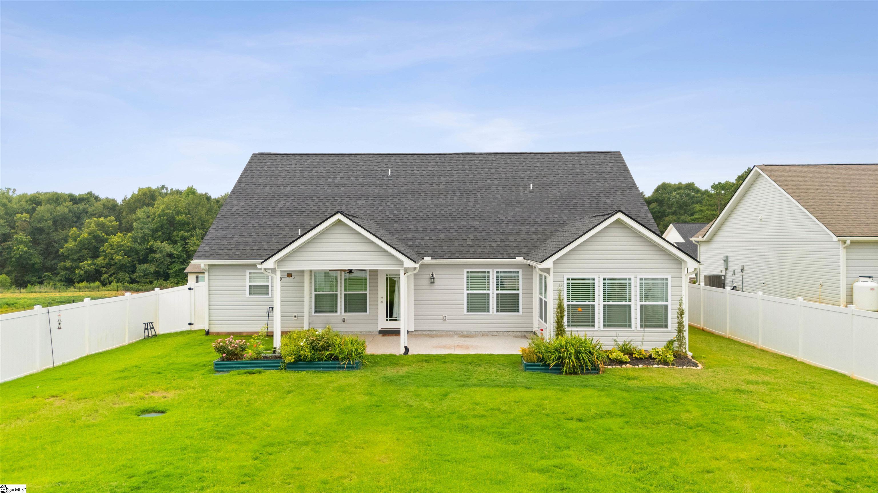 333 Dogwood Trail Campobello, SC 29322