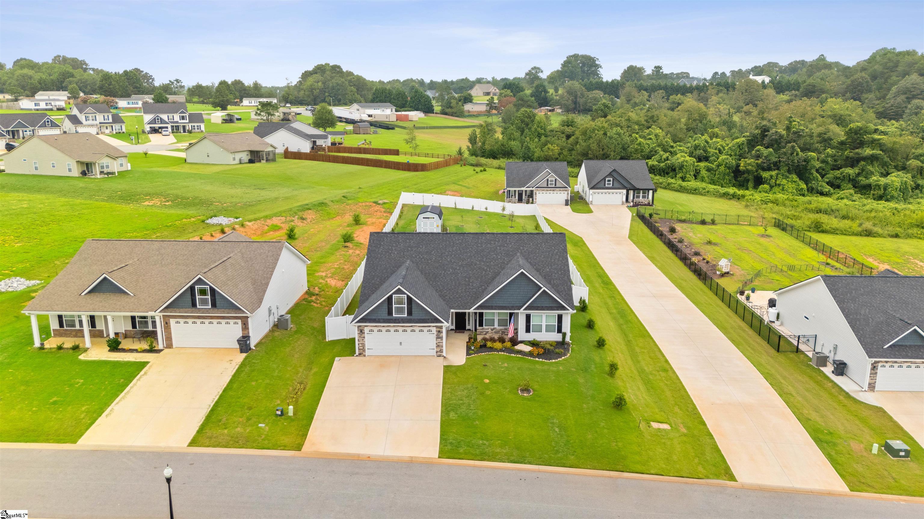 333 Dogwood Trail Campobello, SC 29322