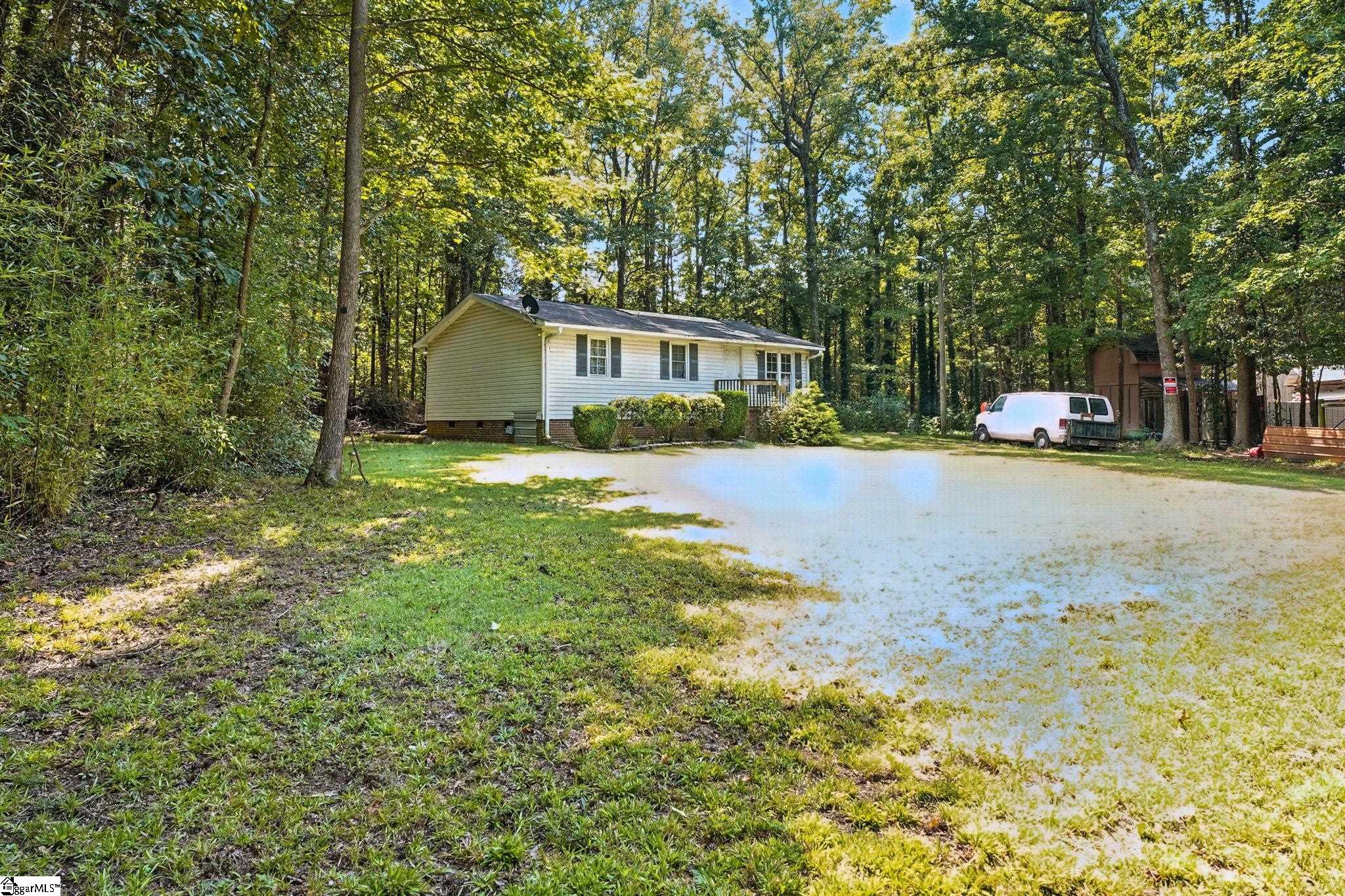 137 Pueblo Street Spartanburg, SC 29301
