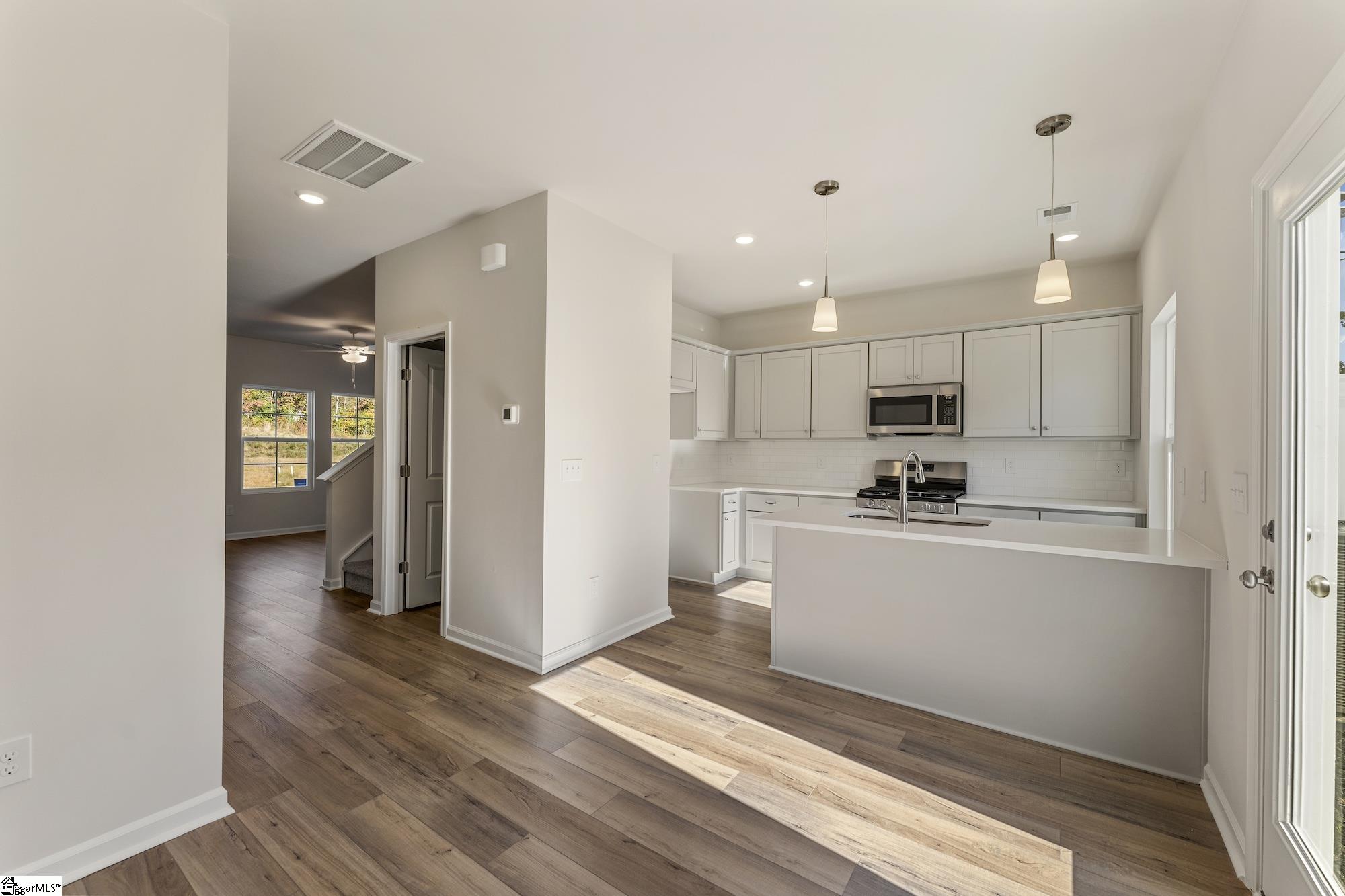 Homes for sale in Taylors, SC | 304 Cambrian Ct, Taylors, SC 29687 | MLS# 1566956